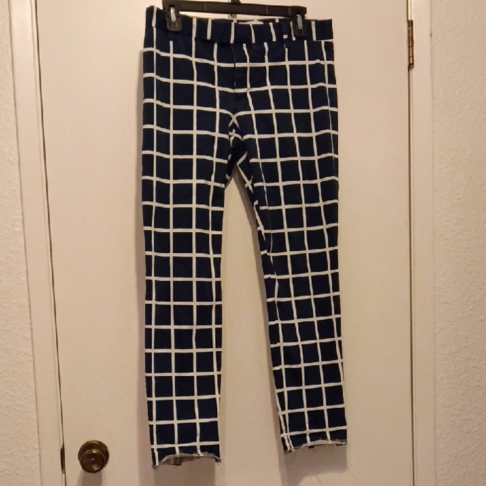 GAP Slim Cropped Navy and White Pants
